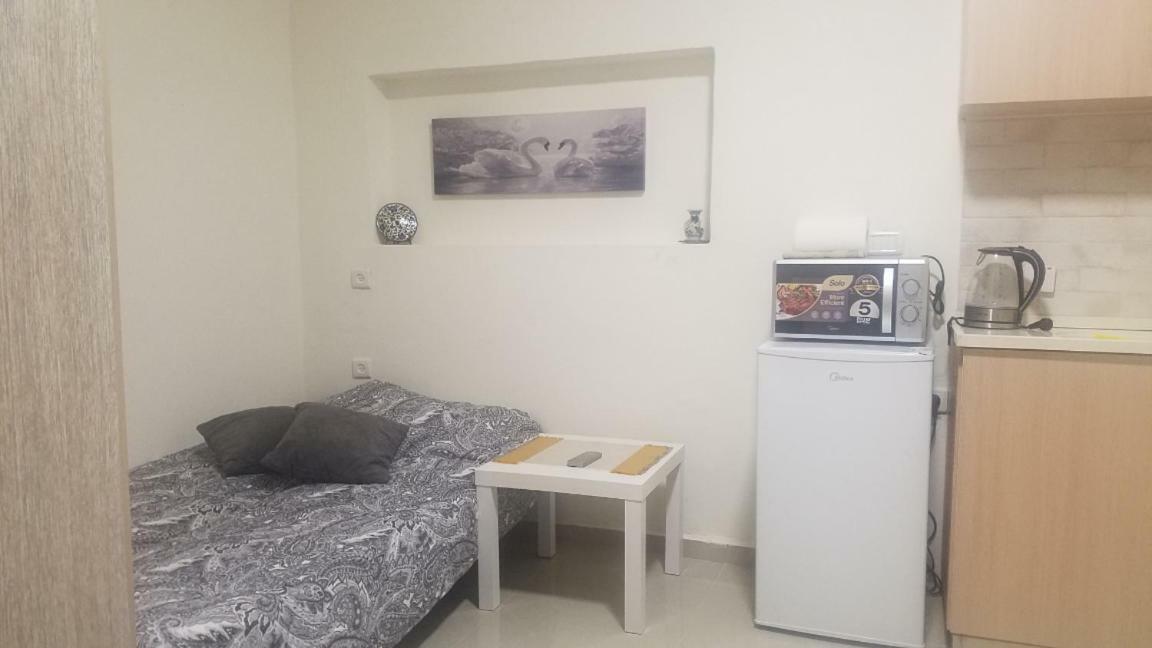 בית מרום Gan HaShomron Exterior foto